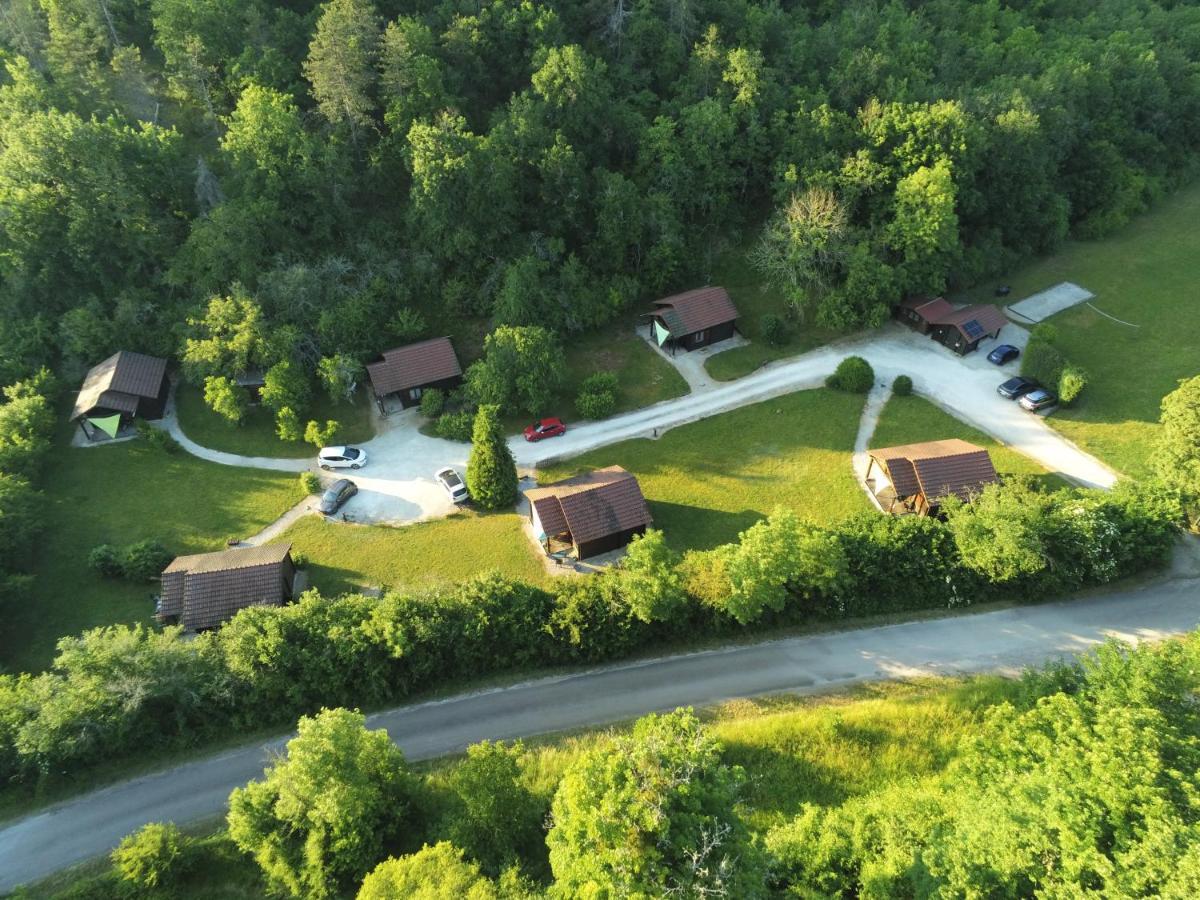 La Roche Du Moulin Villa Saint-More Екстериор снимка