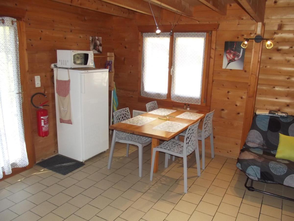 La Roche Du Moulin Villa Saint-More Екстериор снимка