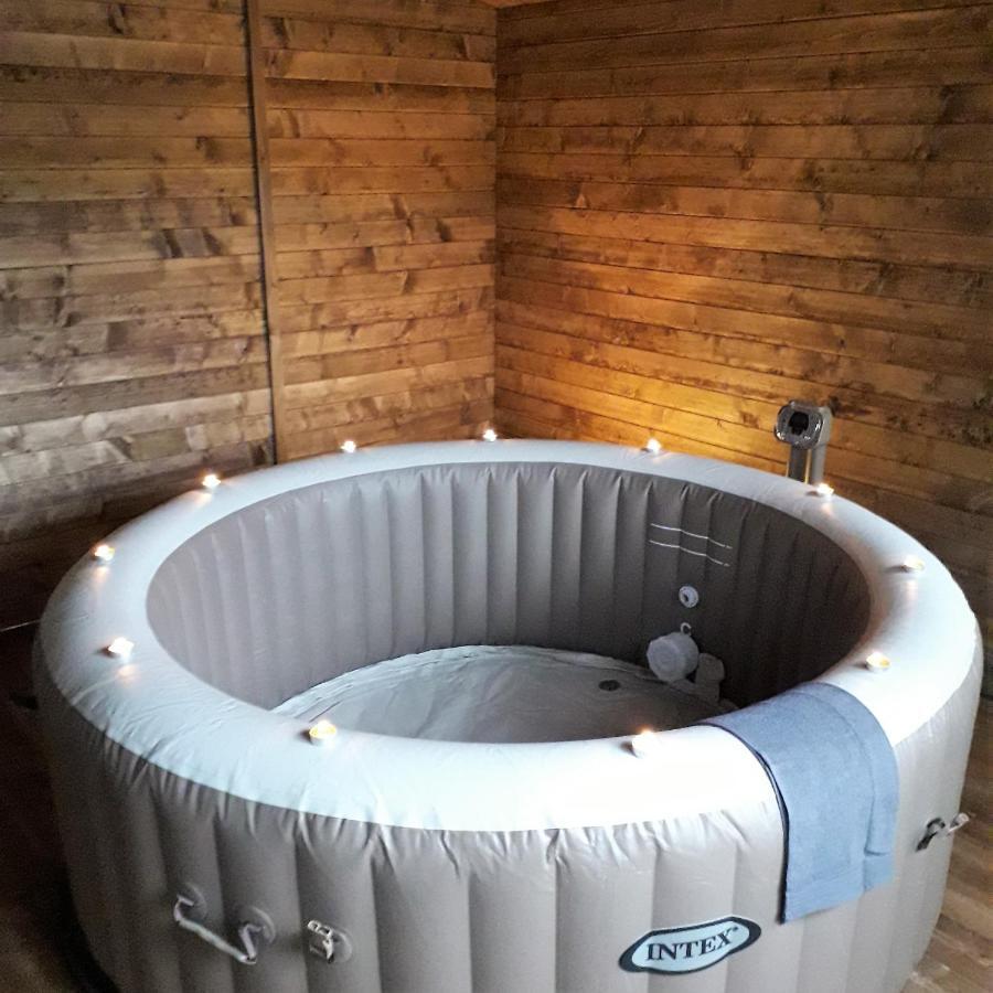La Roche Du Moulin Villa Saint-More Екстериор снимка